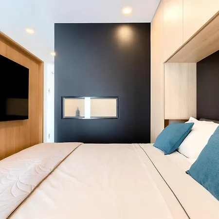 Apartment Puntino & Garage Pula