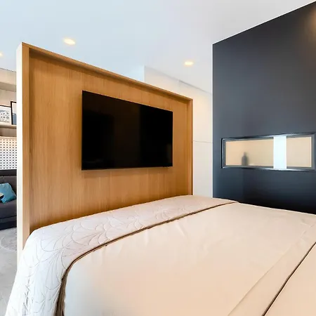 Puntino & Garage Apartment