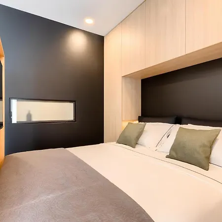 Puntino & Garage Apartment