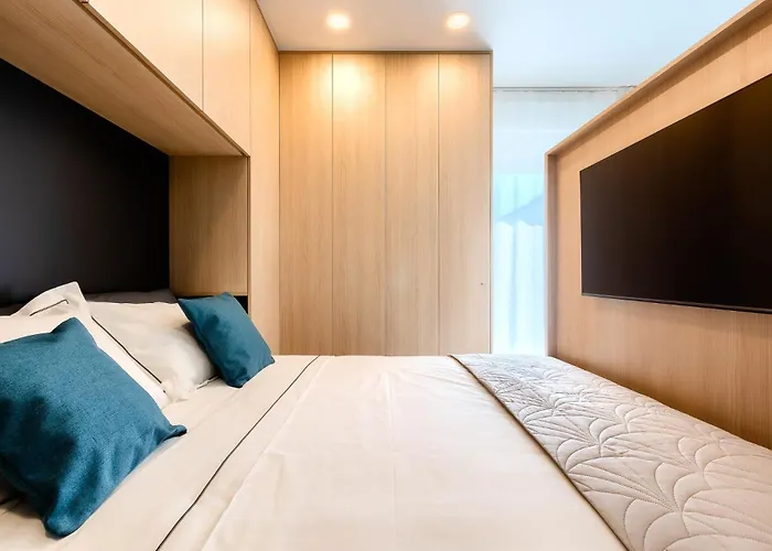 Apartment Puntino & Garage