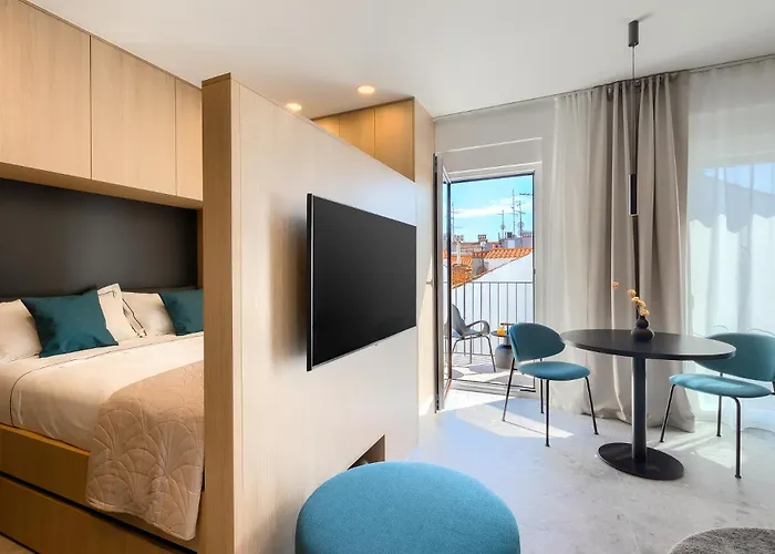 Puntino & Garage Pula