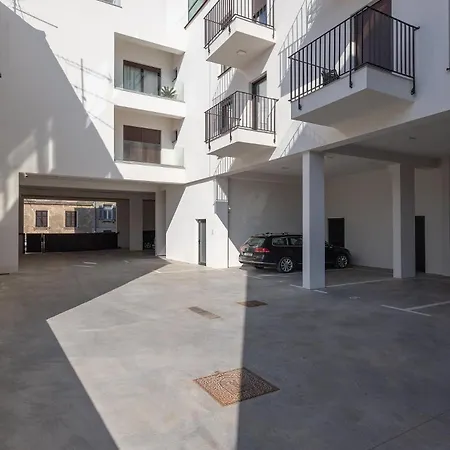 Puntino & Garage Pula